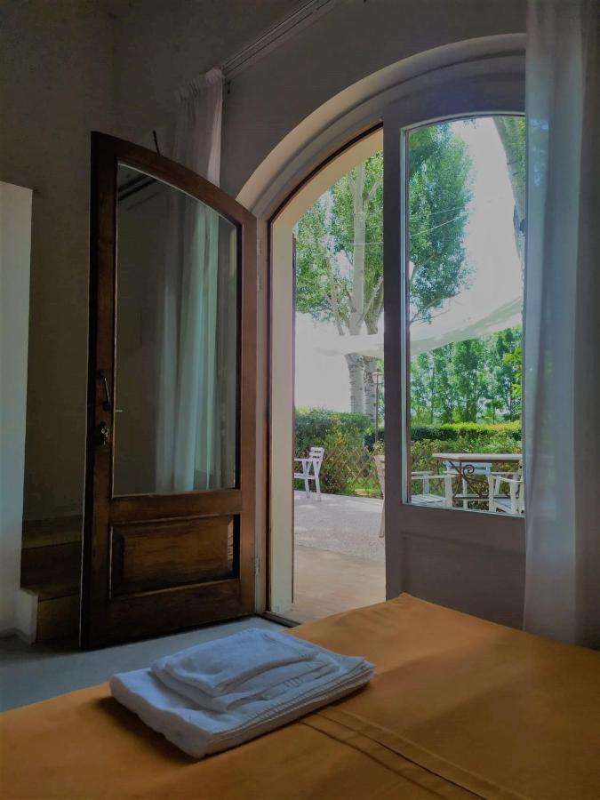 Hotel Villaggio Le Stelline Монтефалько Экстерьер фото